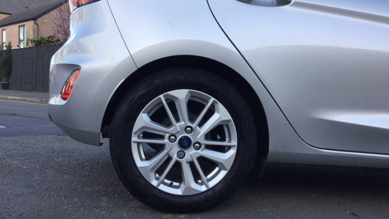 Ford Fiesta 1.0 EcoBoost Titanium 5dr Petrol Hatchback